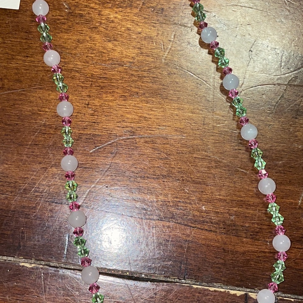 Beaded necklace - Picture 2 of 6